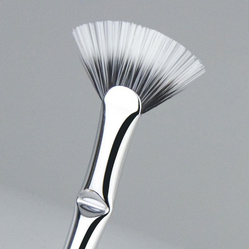GlamGirl™ Professionelle Wimpernbürste (1+1 GRATIS!)