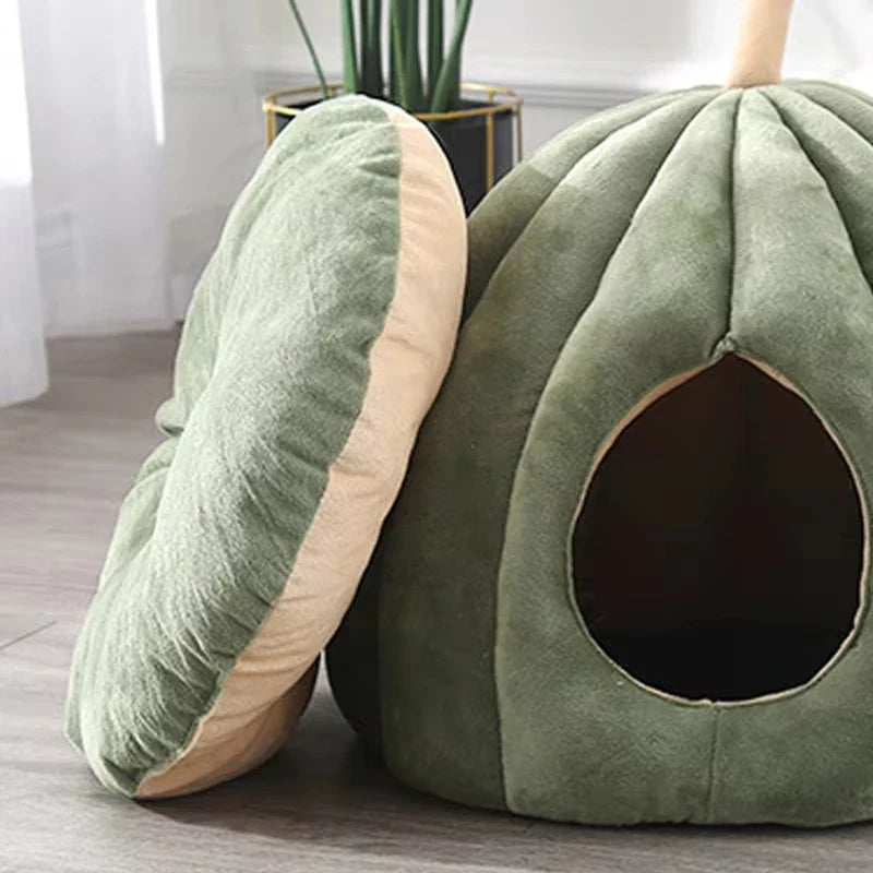 CozyPaws™ – Warmes geschlossenes Katzenbett für kalte Tage
