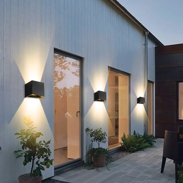GlowBright™ Würfelförmige Wandleuchte