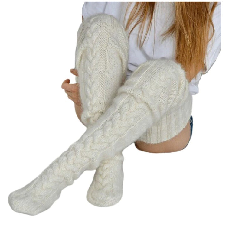 Gestrickte Kniestrümpfe
