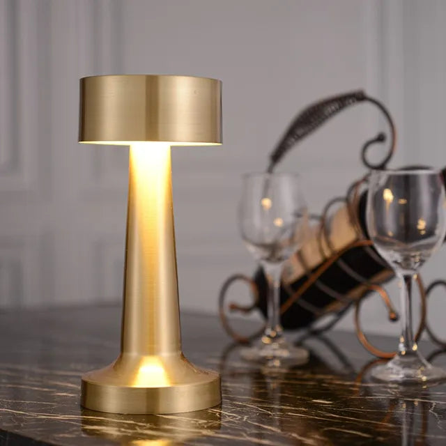 BistroGlow™ Retro Tischlampe